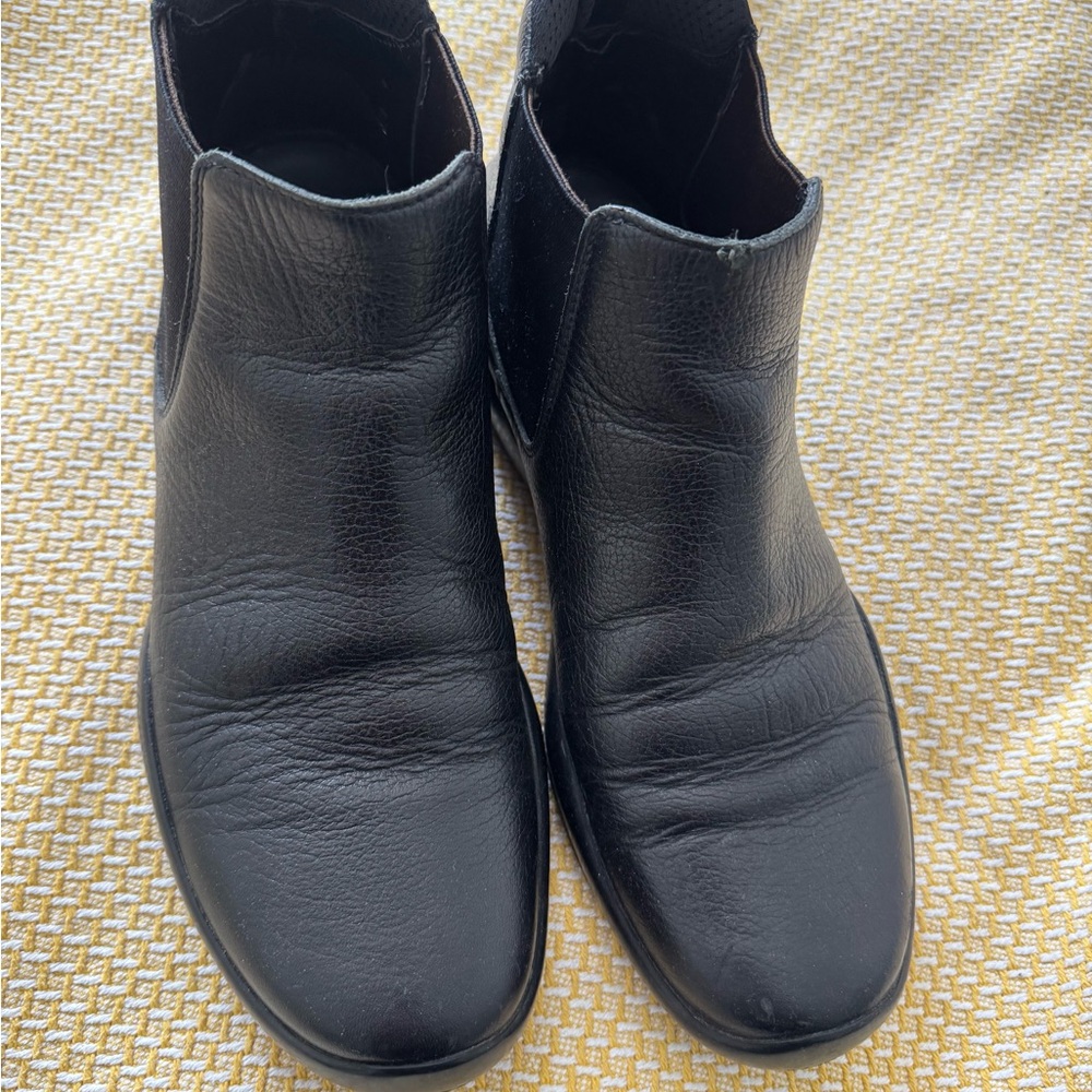 PRADA Chelsea Boots. Black Size 10 US Men. Textured Leather Made In Italy - Picture 3 of 10